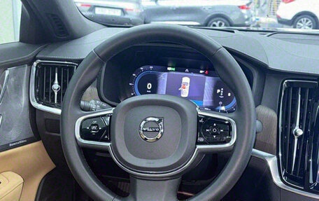 Volvo S90 II рестайлинг, 2022 год, 3 150 000 рублей, 17 фотография