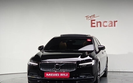 Volvo S90 II рестайлинг, 2022 год, 3 400 000 рублей, 3 фотография