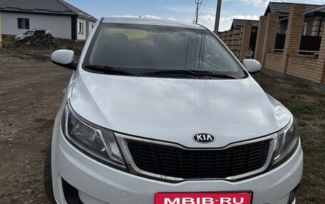 KIA Rio III рестайлинг, 2013 год, 730 000 рублей, 11 фотография