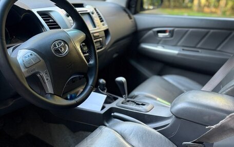 Toyota Hilux VII, 2013 год, 1 590 000 рублей, 8 фотография
