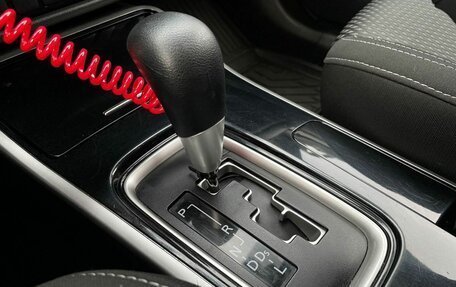 Mitsubishi Outlander III рестайлинг 3, 2020 год, 1 977 000 рублей, 10 фотография