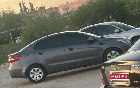 KIA Rio III рестайлинг, 2014 год, 900 000 рублей, 7 фотография