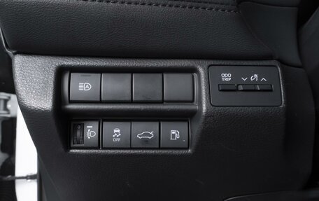 Toyota Avalon, 2022 год, 3 860 000 рублей, 21 фотография