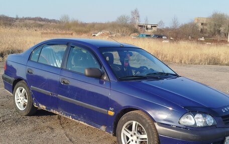 Toyota Avensis III рестайлинг, 1997 год, 350 000 рублей, 2 фотография