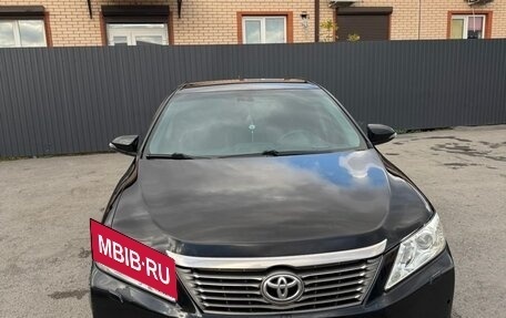 Toyota Camry, 2014 год, 1 670 000 рублей, 4 фотография