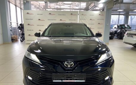 Toyota Camry, 2019 год, 2 950 000 рублей, 4 фотография
