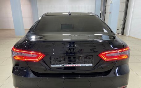 Toyota Camry, 2019 год, 2 950 000 рублей, 8 фотография