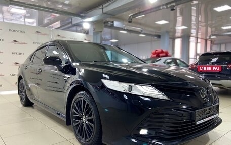 Toyota Camry, 2019 год, 2 950 000 рублей, 5 фотография