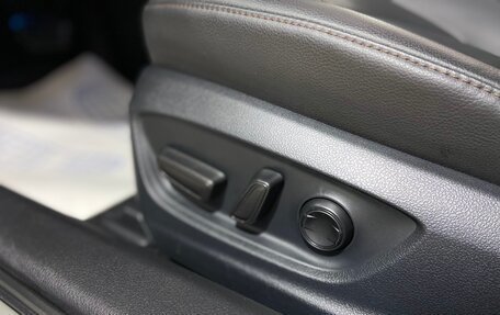 Toyota Camry, 2019 год, 2 950 000 рублей, 14 фотография