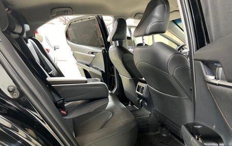 Toyota Camry, 2019 год, 2 950 000 рублей, 19 фотография