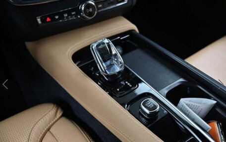 Volvo S90 II рестайлинг, 2022 год, 3 320 000 рублей, 10 фотография