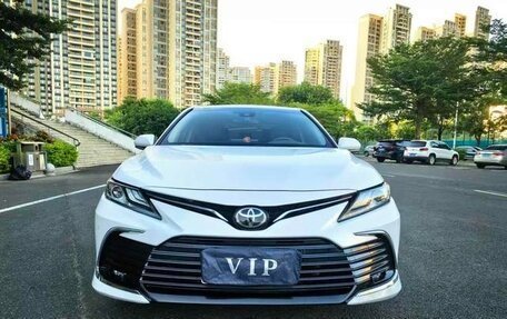 Toyota Camry, 2021 год, 2 500 000 рублей, 2 фотография