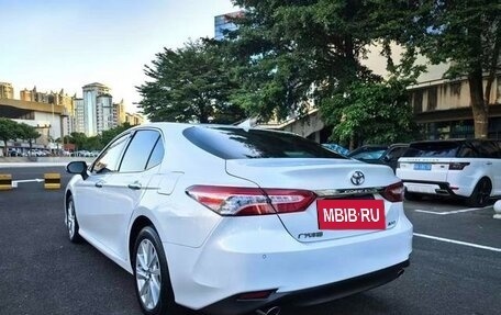 Toyota Camry, 2021 год, 2 500 000 рублей, 5 фотография