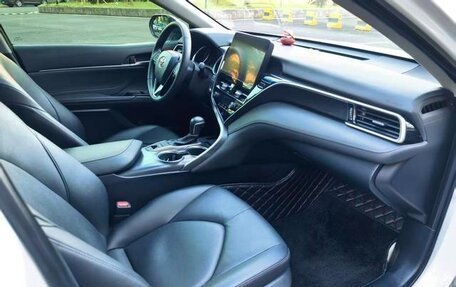 Toyota Camry, 2021 год, 2 500 000 рублей, 8 фотография