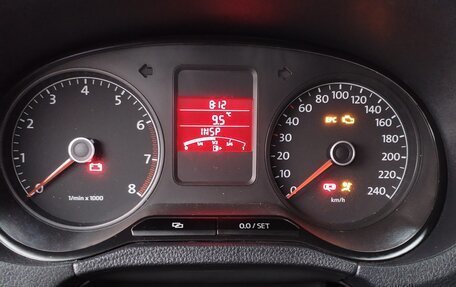 Volkswagen Polo VI (EU Market), 2013 год, 450 000 рублей, 2 фотография