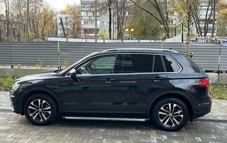 Volkswagen Tiguan II, 2019 год, 2 100 000 рублей, 7 фотография