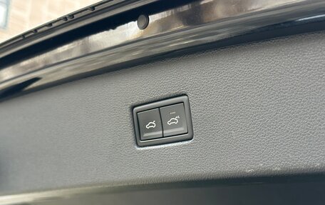 Volkswagen Tiguan II, 2019 год, 2 100 000 рублей, 14 фотография