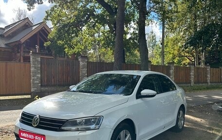 Volkswagen Jetta VI, 2016 год, 1 399 999 рублей, 1 фотография
