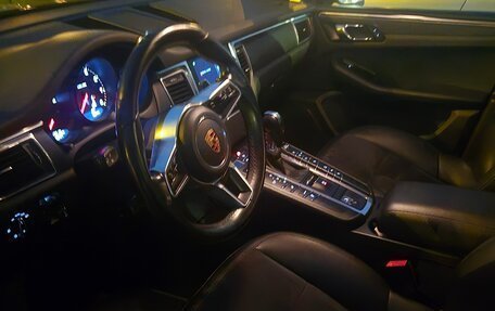 Porsche Macan I рестайлинг, 2017 год, 3 450 000 рублей, 7 фотография