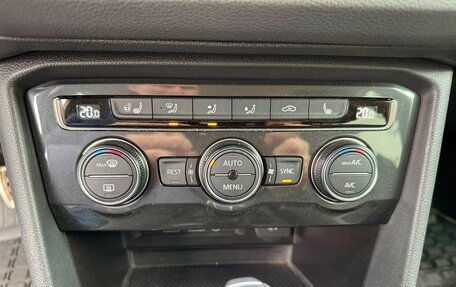 Volkswagen Tiguan II, 2020 год, 1 875 000 рублей, 10 фотография