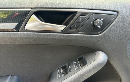 Volkswagen Jetta VI, 2016 год, 1 399 999 рублей, 4 фотография