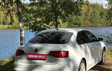 Volkswagen Jetta VI, 2016 год, 1 399 999 рублей, 3 фотография