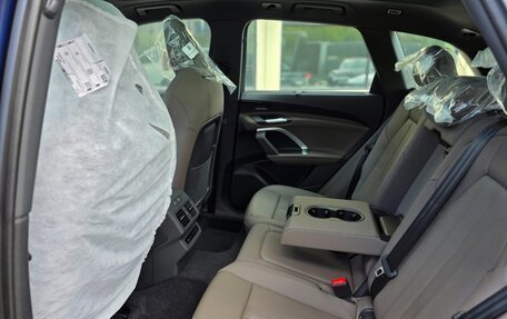 Audi Q5, 2025 год, 10 фотография