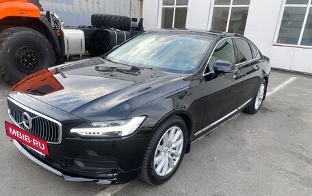 Volvo S90 II рестайлинг, 2017 год, 3 500 000 рублей, 2 фотография