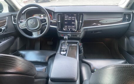 Volvo S90 II рестайлинг, 2017 год, 3 500 000 рублей, 8 фотография