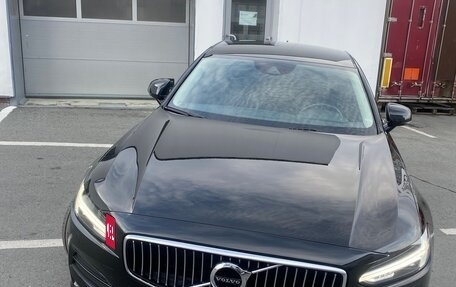 Volvo S90 II рестайлинг, 2017 год, 3 500 000 рублей, 6 фотография