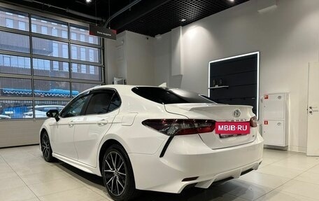 Toyota Camry, 2021 год, 2 689 000 рублей, 7 фотография