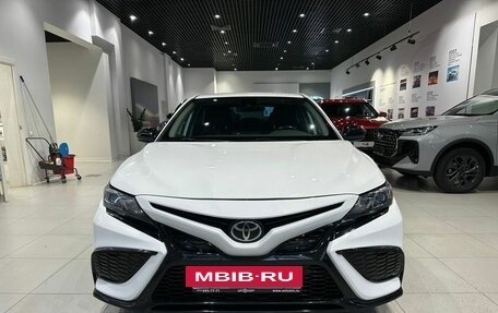 Toyota Camry, 2021 год, 2 689 000 рублей, 2 фотография