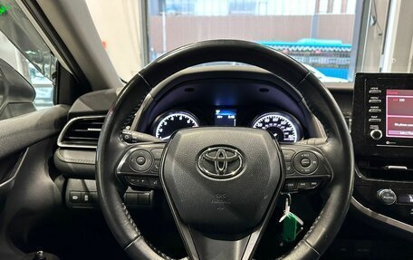 Toyota Camry, 2021 год, 2 689 000 рублей, 18 фотография