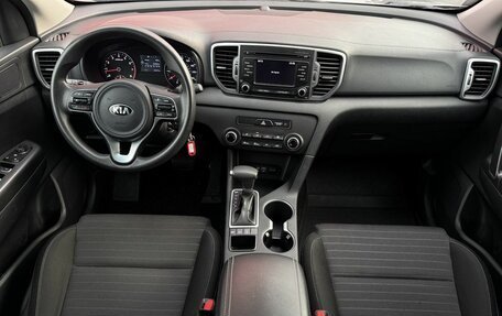KIA Sportage IV рестайлинг, 2017 год, 1 990 000 рублей, 7 фотография