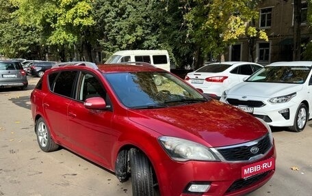 KIA cee'd I рестайлинг, 2011 год, 700 000 рублей, 1 фотография