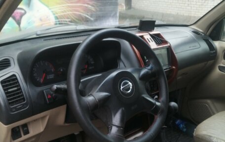 Nissan Terrano II рестайлинг, 2003 год, 377 000 рублей, 13 фотография