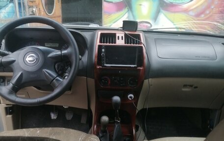 Nissan Terrano II рестайлинг, 2003 год, 377 000 рублей, 19 фотография