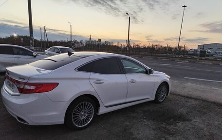 Hyundai Grandeur, 2011 год, 1 270 000 рублей, 2 фотография