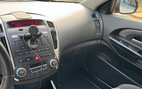 KIA cee'd I рестайлинг, 2011 год, 700 000 рублей, 9 фотография