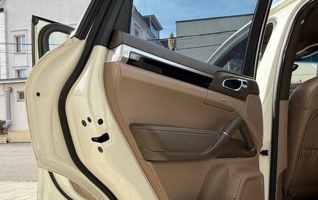 Porsche Cayenne III, 2011 год, 2 250 000 рублей, 9 фотография