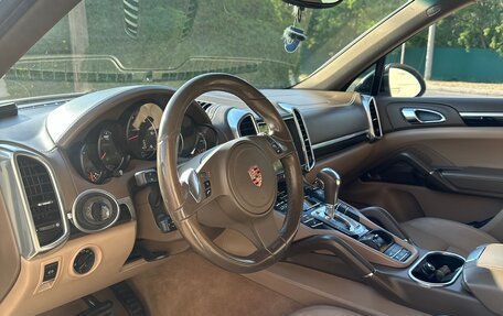 Porsche Cayenne III, 2011 год, 2 250 000 рублей, 10 фотография