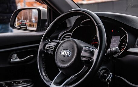 KIA Rio IV, 2018 год, 1 550 000 рублей, 18 фотография