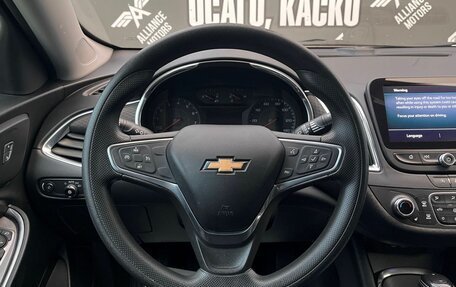 Chevrolet Malibu IX, 2019 год, 1 530 000 рублей, 17 фотография