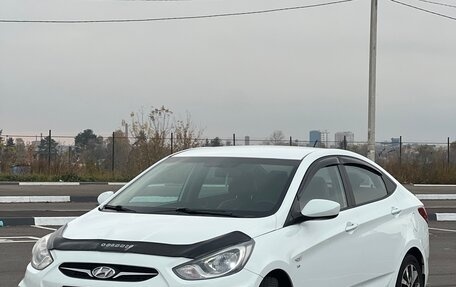 Hyundai Solaris II рестайлинг, 2013 год, 835 000 рублей, 1 фотография