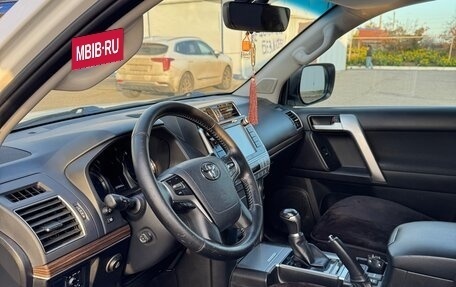 Toyota Land Cruiser Prado 150 рестайлинг 2, 2018 год, 4 900 000 рублей, 7 фотография