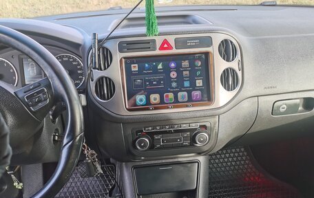 Volkswagen Tiguan I, 2010 год, 1 250 000 рублей, 24 фотография