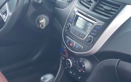 Hyundai Solaris II рестайлинг, 2013 год, 835 000 рублей, 6 фотография