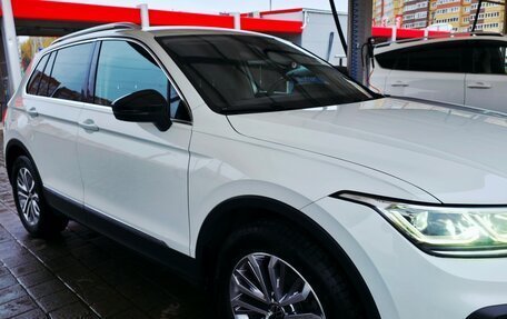 Volkswagen Tiguan II, 2021 год, 2 800 000 рублей, 5 фотография