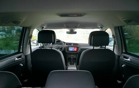 Volkswagen Tiguan II, 2021 год, 2 800 000 рублей, 29 фотография