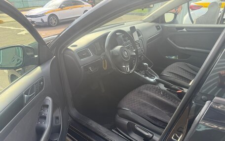 Volkswagen Jetta VI, 2013 год, 850 000 рублей, 7 фотография